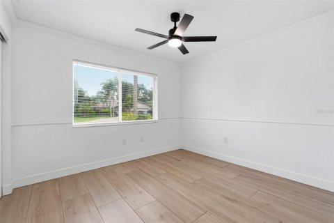 Villa ou maison à vendre à Clearwater, Floride: 3 chambres, 144.46 m2 № 2147631 - photo 11