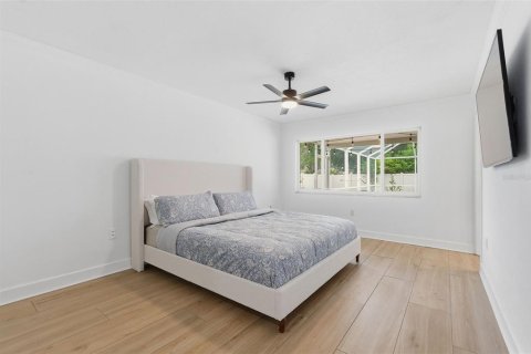 Villa ou maison à vendre à Clearwater, Floride: 3 chambres, 144.46 m2 № 2147631 - photo 14