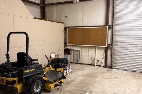 Immobilier commercial à louer à Williston, Floride: 66.89 m2 № 2115154 - photo 15
