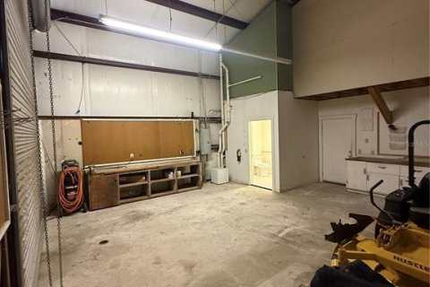Immobilier commercial à louer à Williston, Floride: 66.89 m2 № 2115154 - photo 12