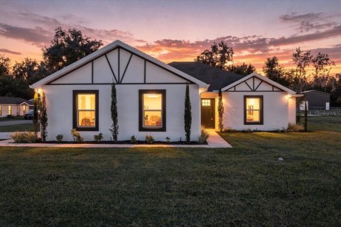 House in Fort Meade, Florida 3 bedrooms, 145.67 sq.m. № 2310626