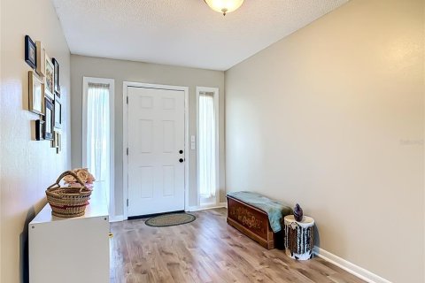 House in Deltona, Florida 2 bedrooms, 111.48 sq.m. № 2347900 - photo 5