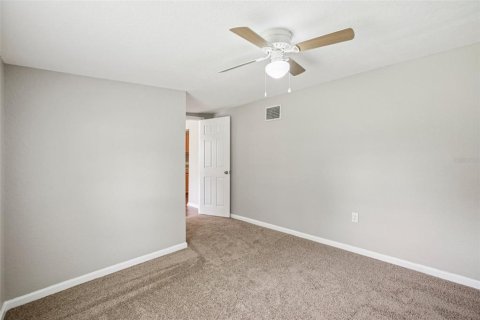 House in Lakeland, Florida 4 bedrooms, 142.05 sq.m. № 1823198 - photo 28