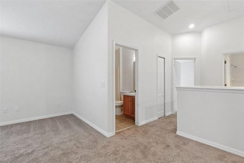 House in Land O' Lakes, Florida 4 bedrooms, 191.19 sq.m. № 1918765 - photo 27