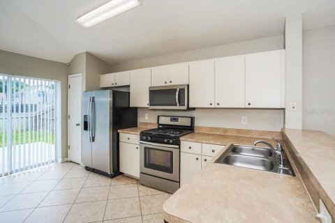 Casa en alquiler en Apollo Beach, Florida, 3 dormitorios, 124.02 m2 № 1873189 - foto 6