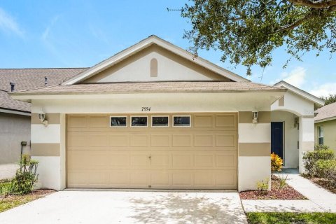 Casa en alquiler en Apollo Beach, Florida, 3 dormitorios, 124.02 m2 № 1873189 - foto 1