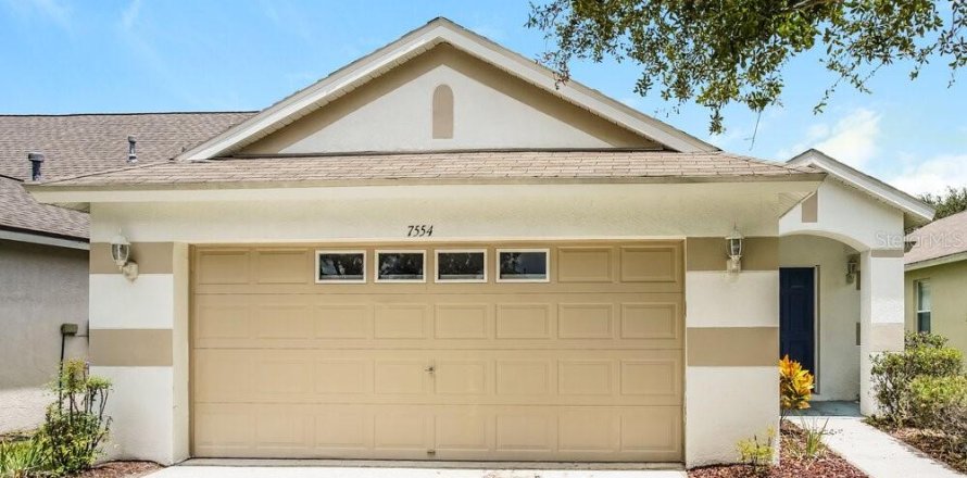 Villa ou maison à Apollo Beach, Floride 3 chambres, 124.02 m2 № 1873189