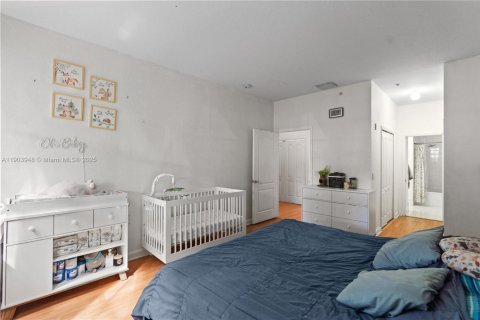 Condo in Miramar, Florida, 3 bedrooms  № 1955181 - photo 9