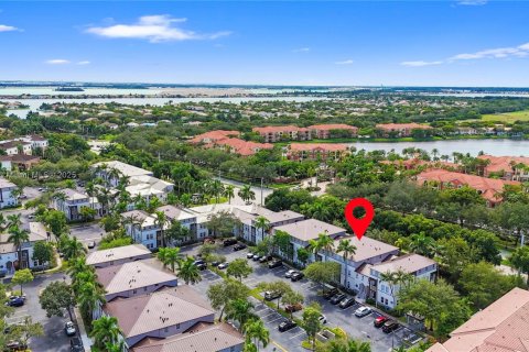 Condo in Miramar, Florida, 3 bedrooms  № 1955181 - photo 18