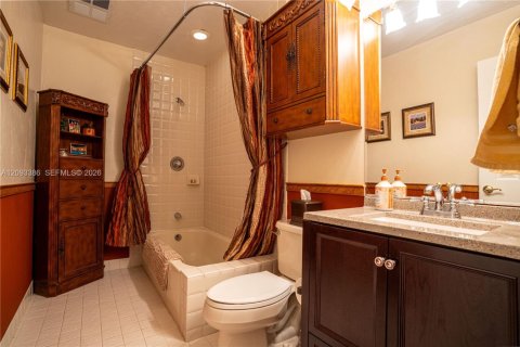 Casa en venta en Miami, Florida, 4 dormitorios, 225.01 m2 № 2382895 - foto 26