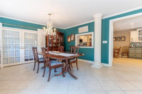 Casa en venta en Miami, Florida, 4 dormitorios, 225.01 m2 № 2382895 - foto 16
