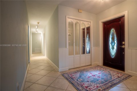 Casa en venta en Miami, Florida, 4 dormitorios, 225.01 m2 № 2382895 - foto 7