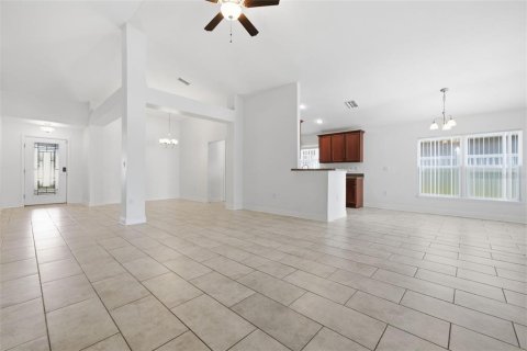 Villa ou maison à vendre à Wimauma, Floride: 3 chambres, 180.97 m2 № 2302295 - photo 4