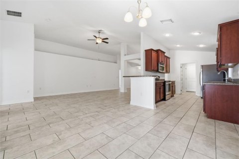 Villa ou maison à vendre à Wimauma, Floride: 3 chambres, 180.97 m2 № 2302295 - photo 9