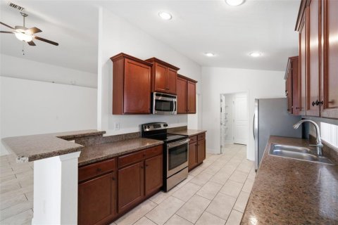 Villa ou maison à vendre à Wimauma, Floride: 3 chambres, 180.97 m2 № 2302295 - photo 6