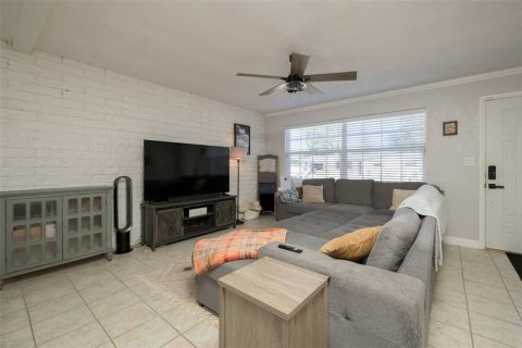 House in Ormond Beach, Florida 3 bedrooms, 130.34 sq.m. № 2217140 - photo 5
