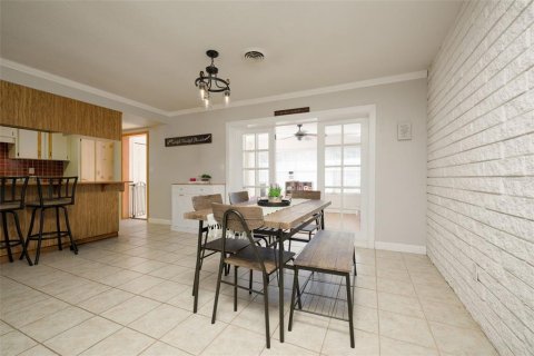 House in Ormond Beach, Florida 3 bedrooms, 130.34 sq.m. № 2217140 - photo 6