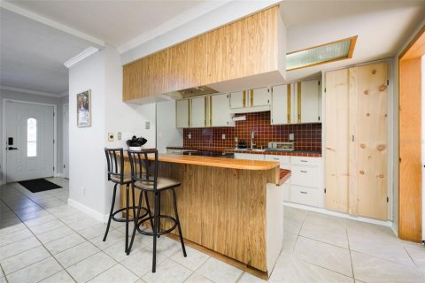 House in Ormond Beach, Florida 3 bedrooms, 130.34 sq.m. № 2217140 - photo 8