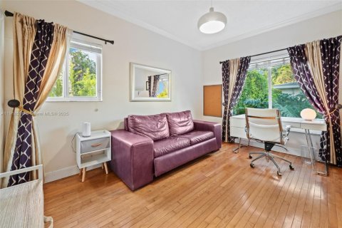 Casa en alquiler en Coral Gables, Florida, 4 dormitorios, 246.66 m2 № 2018855 - foto 25