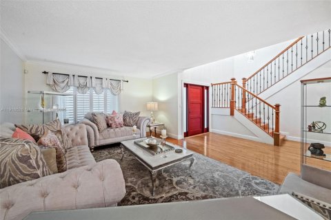 Casa en alquiler en Coral Gables, Florida, 4 dormitorios, 246.66 m2 № 2018855 - foto 6