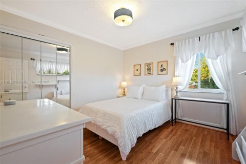 Casa en alquiler en Coral Gables, Florida, 4 dormitorios, 246.66 m2 № 2018855 - foto 21