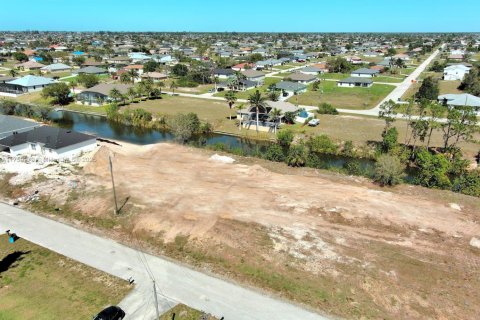 Terreno en venta en Cape Coral, Florida № 1860658 - foto 2