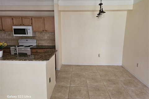Condo in Fort Myers, Florida, 2 bedrooms  № 1776876 - photo 6