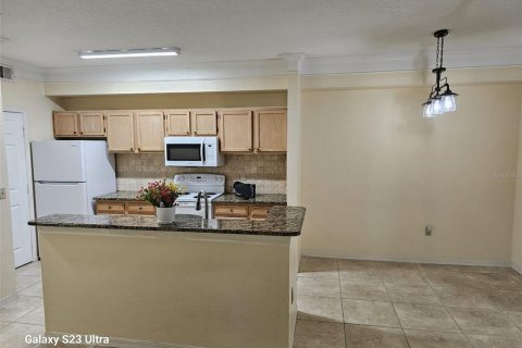 Condo in Fort Myers, Florida, 2 bedrooms  № 1776876 - photo 7