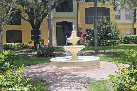 Condo in Fort Myers, Florida, 2 bedrooms  № 1776876 - photo 18