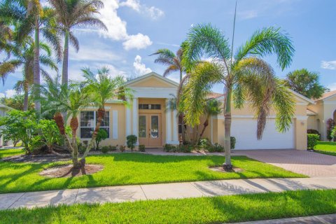 Casa en venta en Port St. Lucie, Florida, 4 dormitorios, 208.29 m2 № 2365388 - foto 2