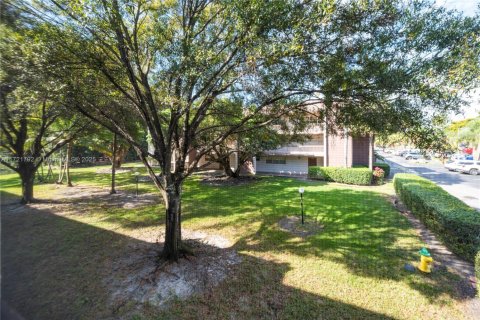 Condo in Davie, Florida, 2 bedrooms  № 1472607 - photo 20