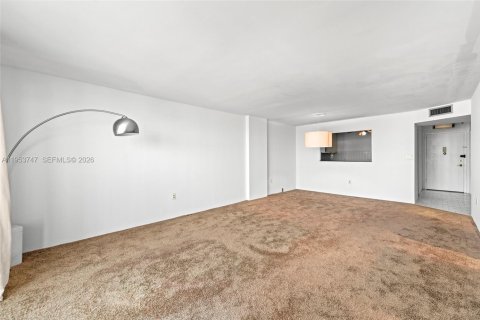 Купить кондоминиум в Авентура, Флорида 1 спальня, 82.4м2, № 2011697 - фото 8