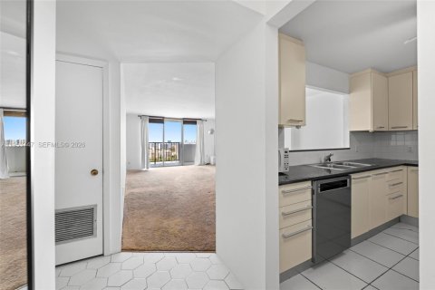 Кондоминиум с 1 спальней в Авентура, Флорида № 2011697