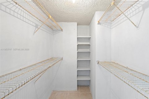 Купить кондоминиум в Авентура, Флорида 1 спальня, 82.4м2, № 2011697 - фото 23