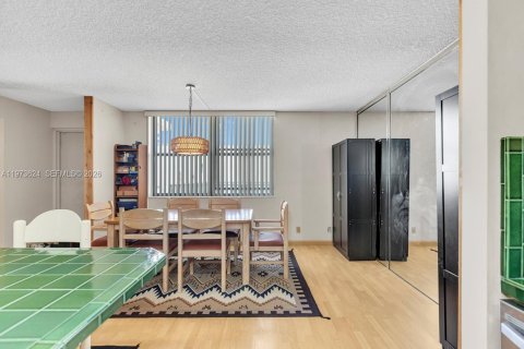 Condominio en venta en Aventura, Florida, 3 dormitorios, 129.69 m2 № 2033388 - foto 15