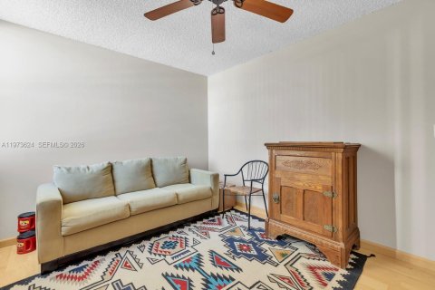 Condominio en venta en Aventura, Florida, 3 dormitorios, 129.69 m2 № 2033388 - foto 28