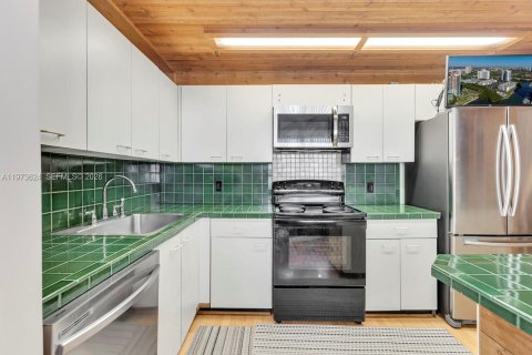 Condominio en venta en Aventura, Florida, 3 dormitorios, 129.69 m2 № 2033388 - foto 11