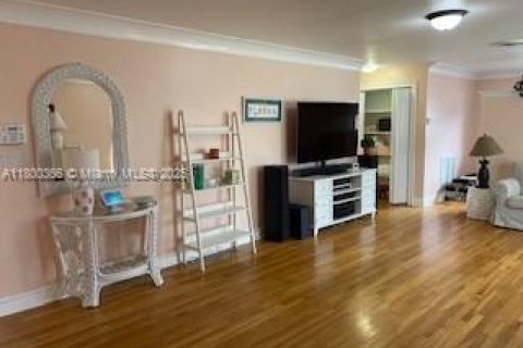 House in Fort Lauderdale, Florida 3 bedrooms, 170.1 sq.m. № 1874709 - photo 12