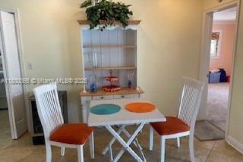 House in Fort Lauderdale, Florida 3 bedrooms, 170.1 sq.m. № 1874709 - photo 10