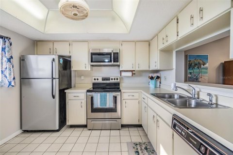 Condominio en venta en Clearwater, Florida, 2 dormitorios, 98.48 m2 № 1743571 - foto 7