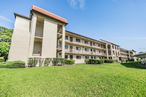 Condominio en venta en Clearwater, Florida, 2 dormitorios, 98.48 m2 № 1743571 - foto 1