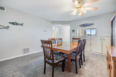 Condominio en venta en Clearwater, Florida, 2 dormitorios, 98.48 m2 № 1743571 - foto 5