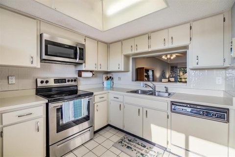 Condominio en venta en Clearwater, Florida, 2 dormitorios, 98.48 m2 № 1743571 - foto 11