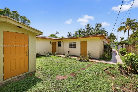 Casa en venta en Lauderhill, Florida, 4 dormitorios, 167.32 m2 № 1891077 - foto 27