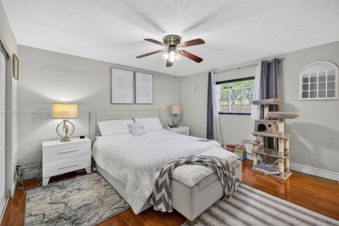 Casa en venta en Lauderhill, Florida, 4 dormitorios, 167.32 m2 № 1891077 - foto 14