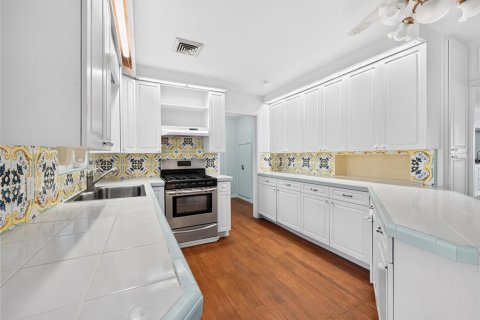Casa en venta en Leesburg, Florida, 7 dormitorios, 546.08 m2 № 2231255 - foto 10