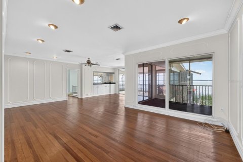 Casa en venta en Leesburg, Florida, 7 dormitorios, 546.08 m2 № 2231255 - foto 16