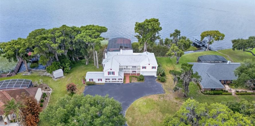 Casa en Leesburg, Florida 7 dormitorios, 546.08 m2 № 2231255