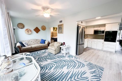 Condo in Clearwater, Florida, 2 bedrooms  № 1781279 - photo 12