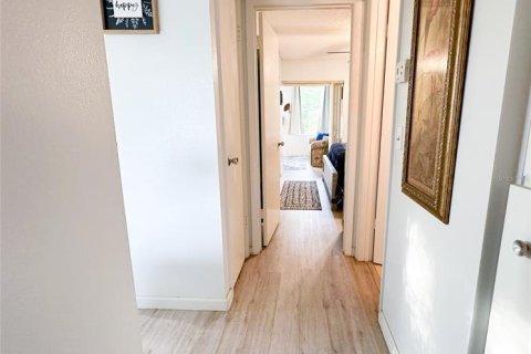 Condo in Clearwater, Florida, 2 bedrooms  № 1781279 - photo 16